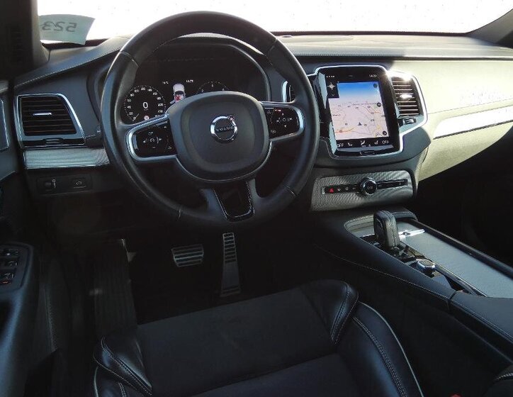 Volvo XC90 SUV / Terénní 2,0 l 173 kw