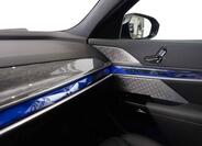 BMW i7 16