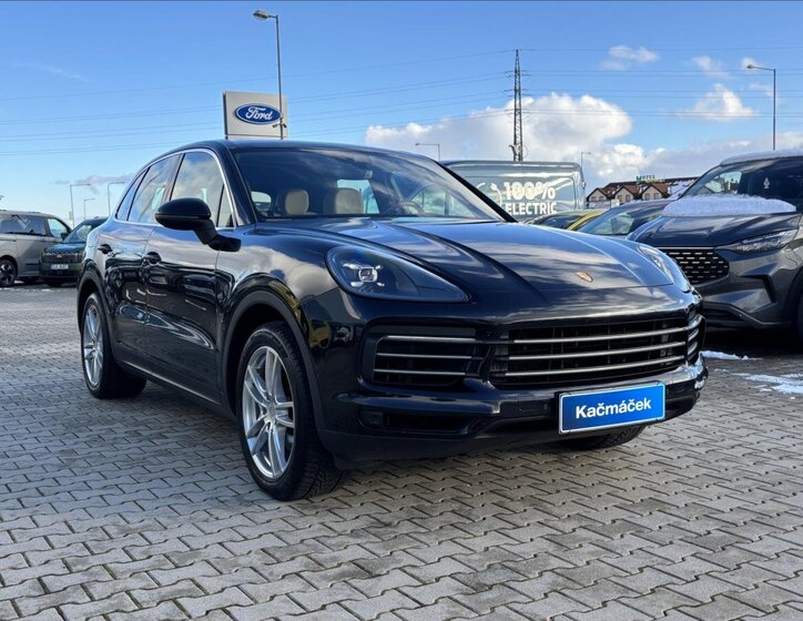 Porsche Cayenne SUV 3,0 l 250 kw