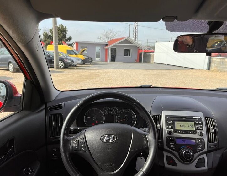 Hyundai i30 Kombi 1,6 l 66 kw