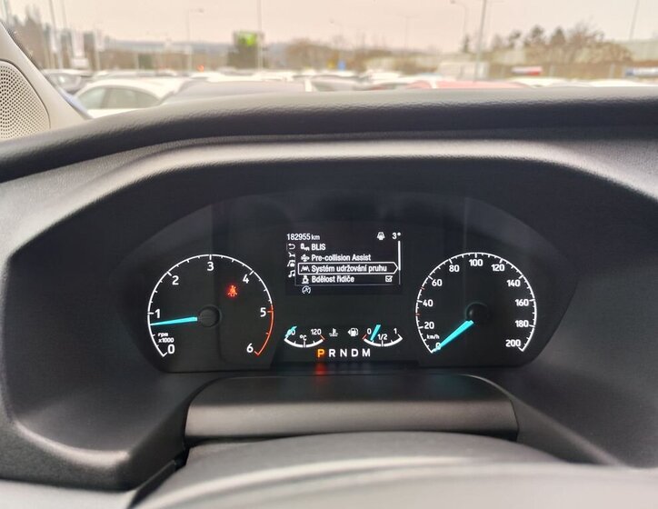 Ford Tourneo Custom 16