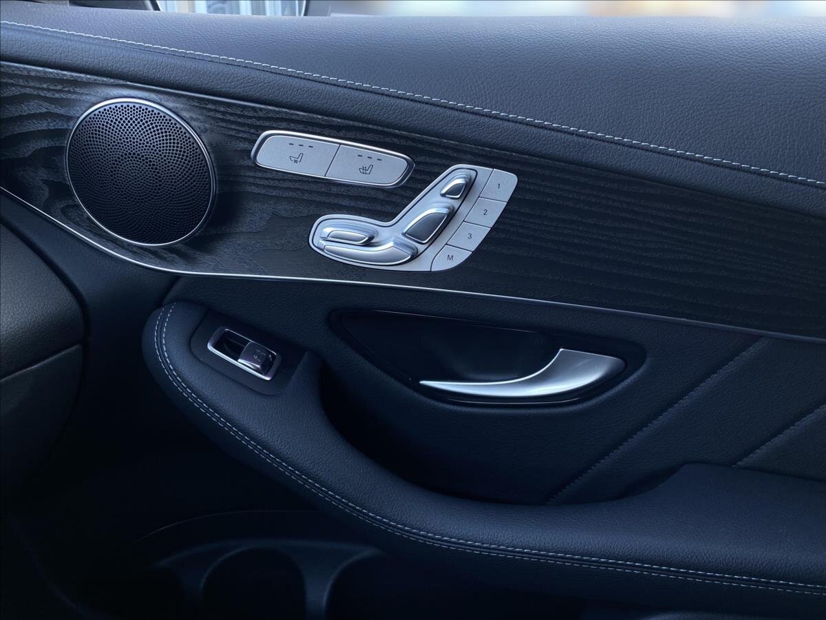 Mercedes-Benz GLC SUV / Terénní 2,0 l 180 kw