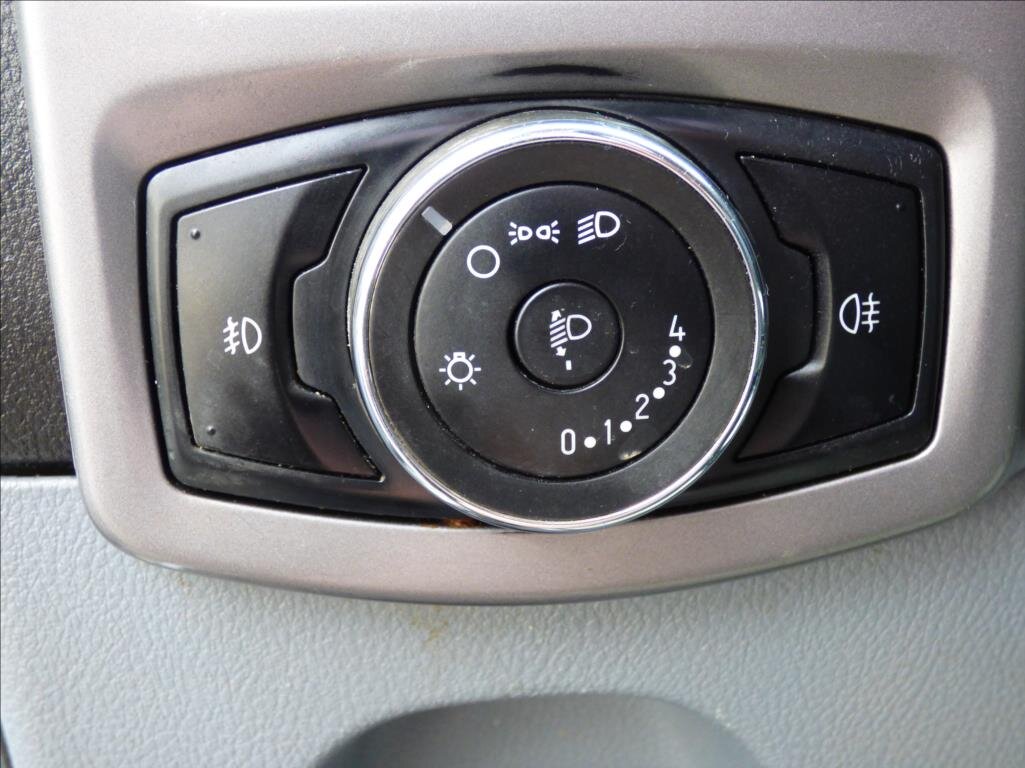 Ford Transit Custom Ostatní 2,0 l 77 kw