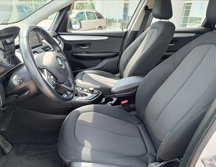 BMW Řada 2 MPV 1,5 l 100 kw