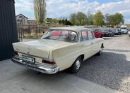 Mercedes-Benz Ostatní 4