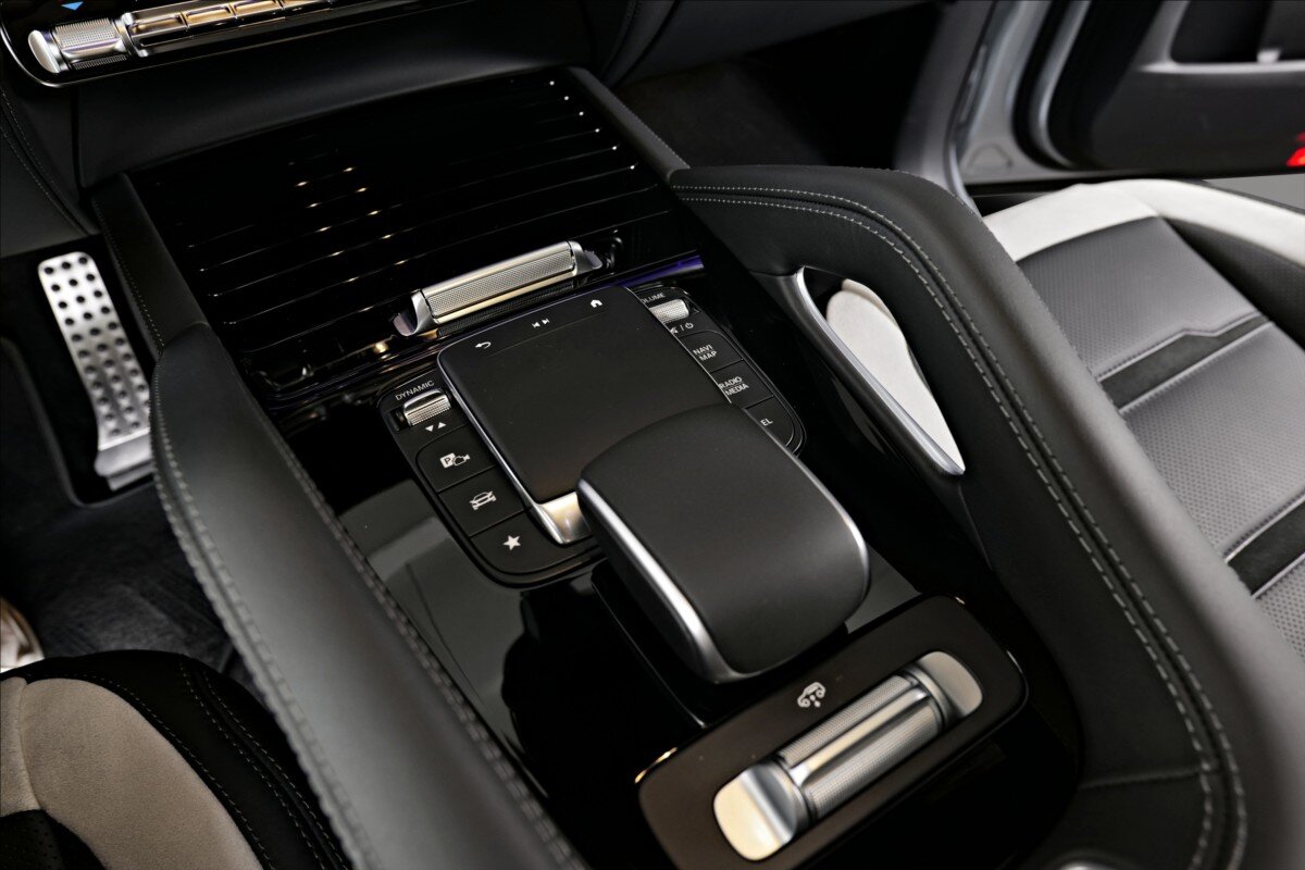 Mercedes-Benz GLE SUV / Terénní 4,0 l 450 kw