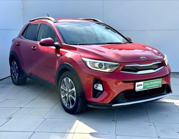 KIA Stonic SUV 1,6 l 81 kw