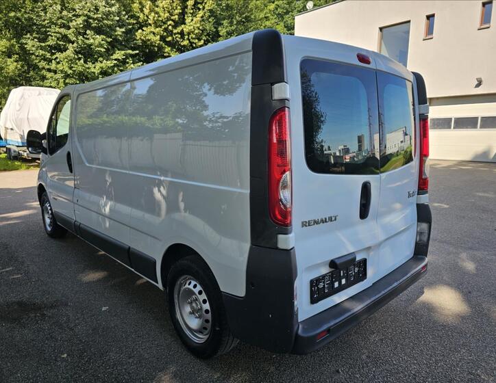 Renault Trafic 4