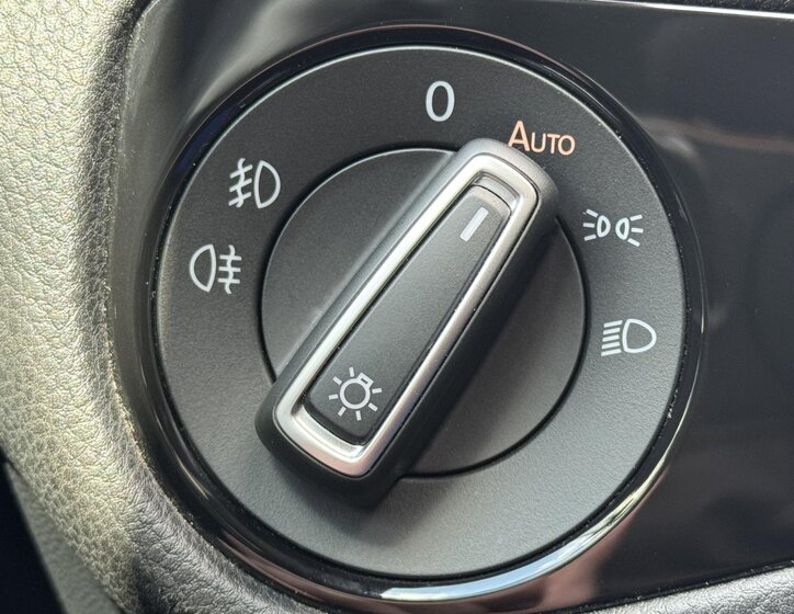 Volkswagen Golf Kombi 1,5 l 110 kw