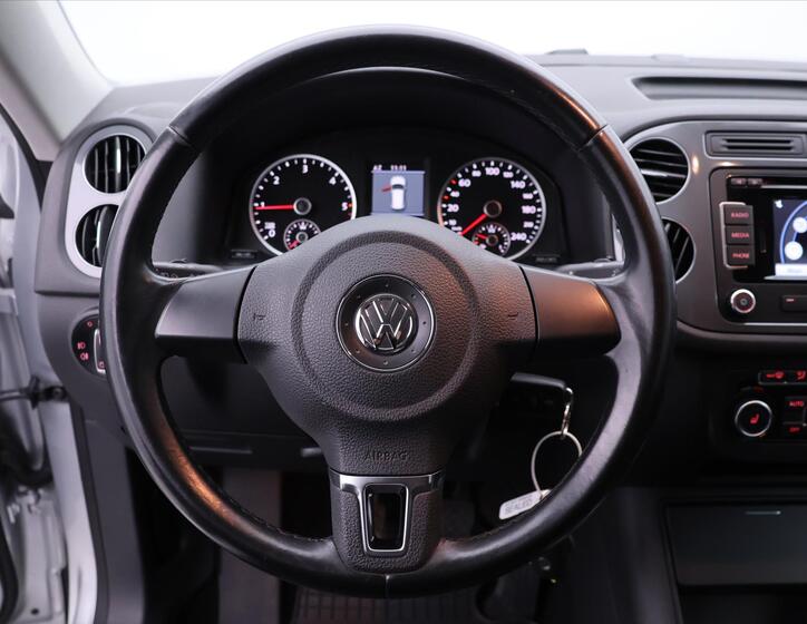 Volkswagen Tiguan 19
