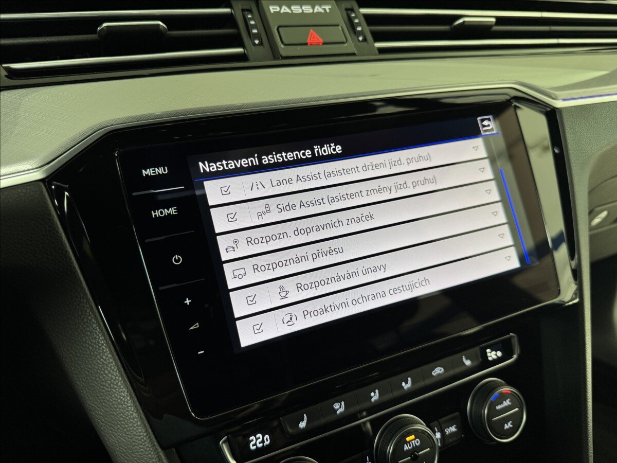 Volkswagen Passat Kombi 1,4 l 160 kw