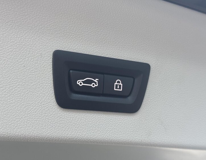 BMW X4 SUV / Terénní 2,0 l 140 kw