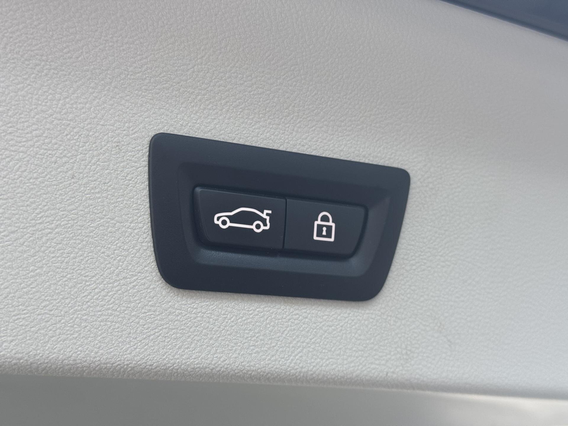 BMW X4 SUV / Terénní 2,0 l 140 kw