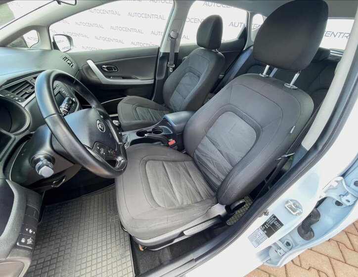 KIA Ceed Hatchback 1,4 l 73 kw