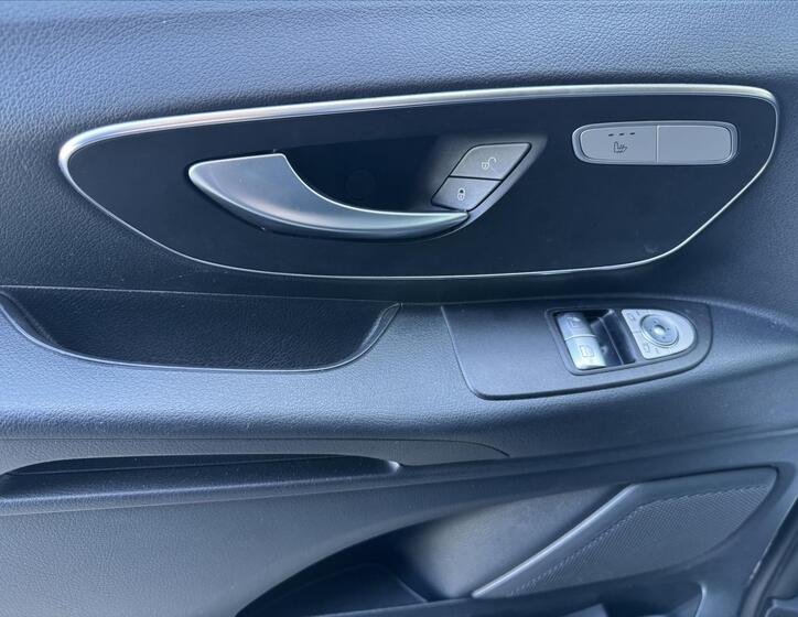 Mercedes-Benz Vito 5