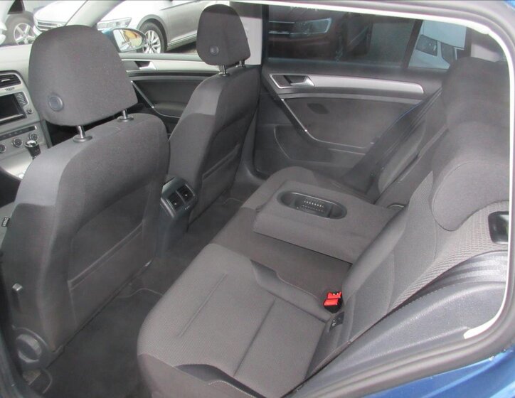 Volkswagen Golf Kombi 2,0 l 110 kw