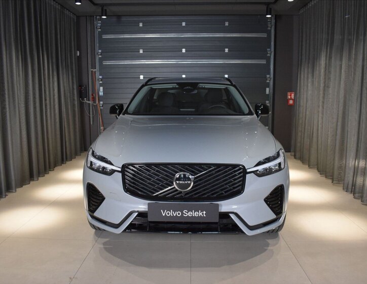 Volvo XC60 SUV / Terénní 2,0 l 184 kw