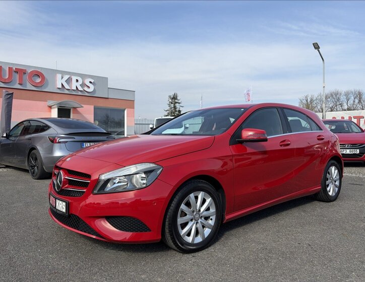 Mercedes-Benz Třídy A Hatchback 1,6 l 90 kw