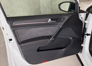 Volkswagen Golf Hatchback 2,0 l 213 kw