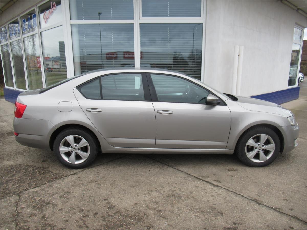 Škoda Octavia Sedan 1,6 l 81 kw