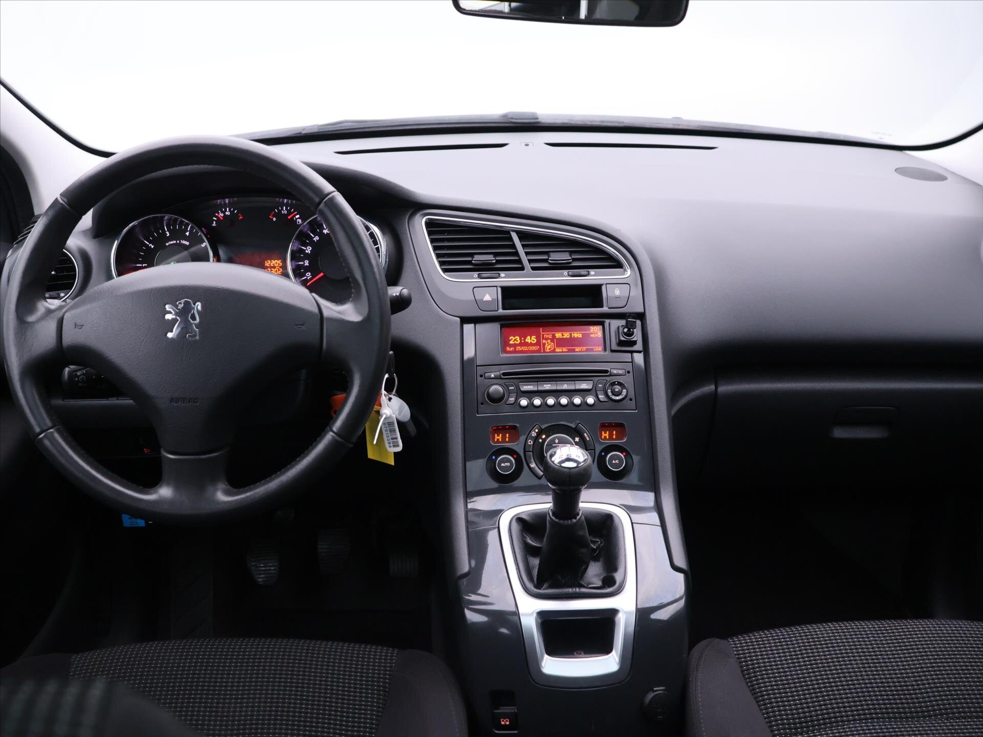 Peugeot 5008 MPV 1,6 l 88 kw