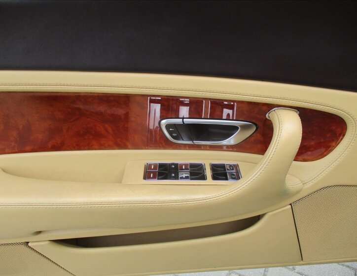 Bentley Continental GT 22