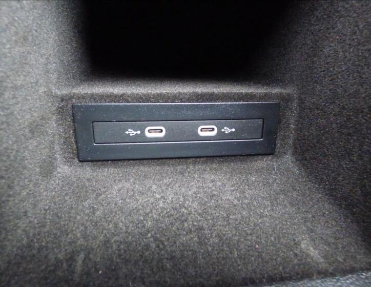 Volkswagen Arteon 53