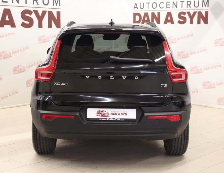 Volvo XC40 SUV 1,5 l 115 kw