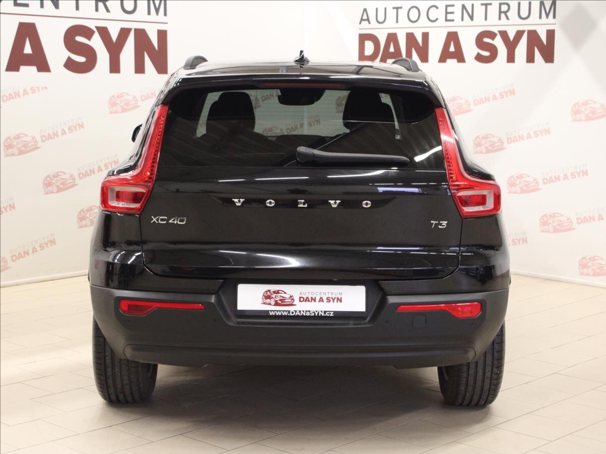 Volvo XC40 SUV 1,5 l 115 kw