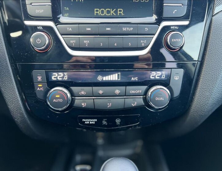 Nissan X-Trail SUV 1,6 l 96 kw