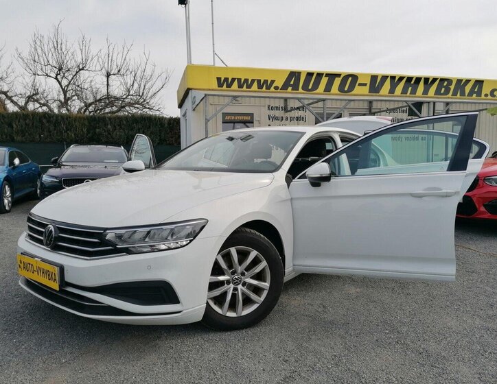 Volkswagen Passat Sedan / Limuzína 1,5 l 110 kw