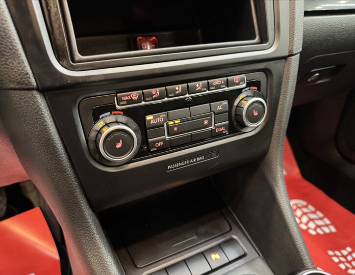 Volkswagen Golf Hatchback 1,4 l 59 kw