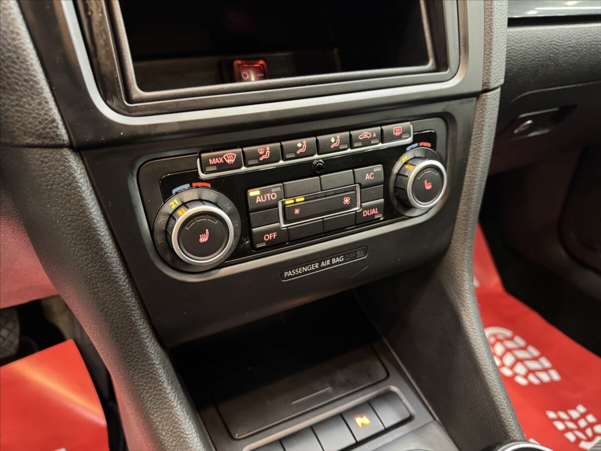 Volkswagen Golf Hatchback 1,4 l 59 kw