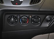 Ford Tourneo Custom 16