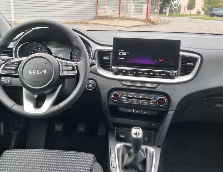 KIA Ceed 14