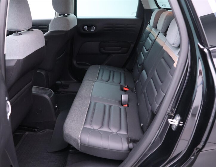 Citroën C3 Aircross Hatchback 1,2 l 96 kw
