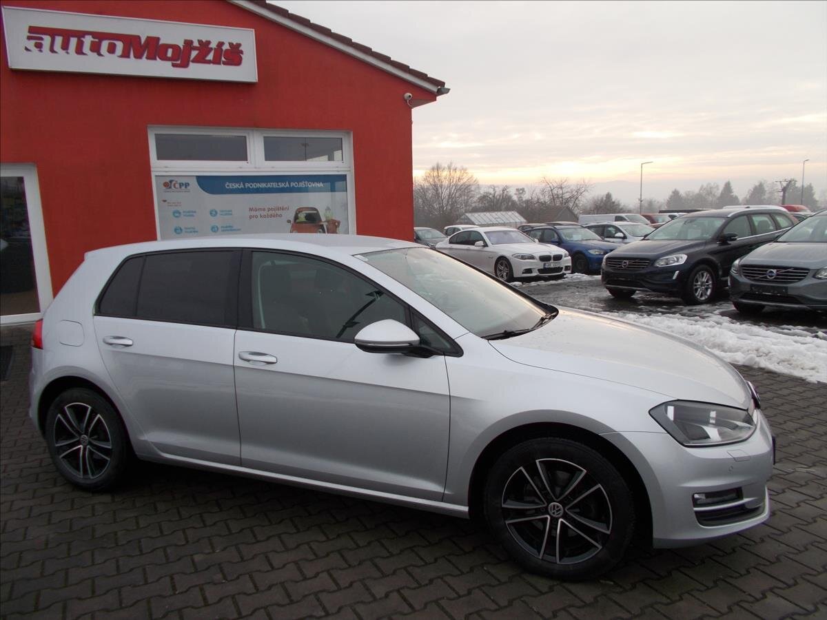 Volkswagen Golf Hatchback 1,6 l 77 kw