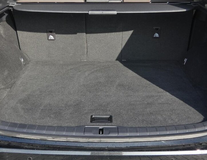 Lexus RX 350h SUV / Terénní 2,5 l 140 kw