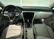Volkswagen Passat 9
