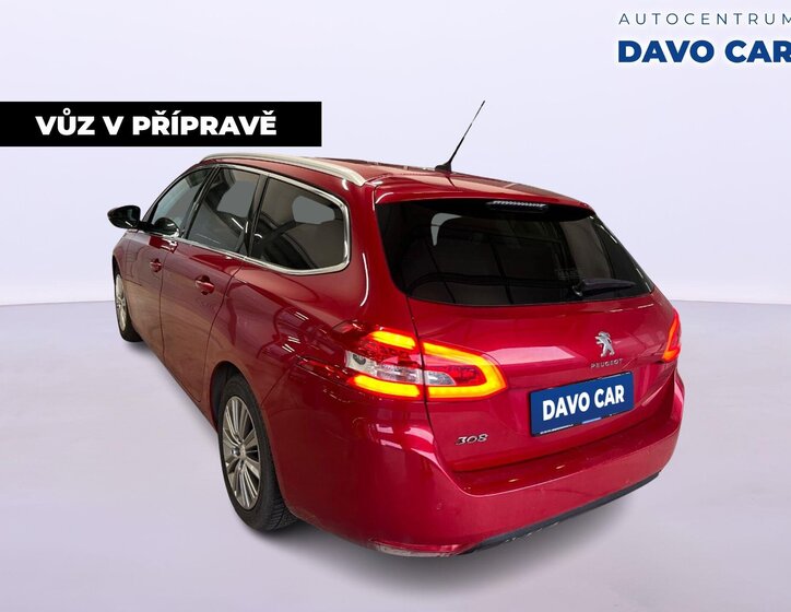 Peugeot 308 Kombi 1,2 l 96 kw