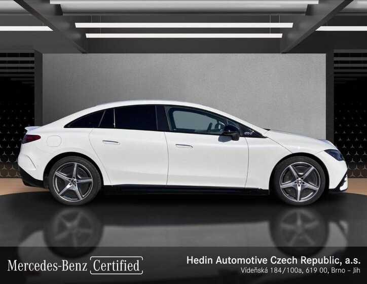 Mercedes-Benz EQE 6