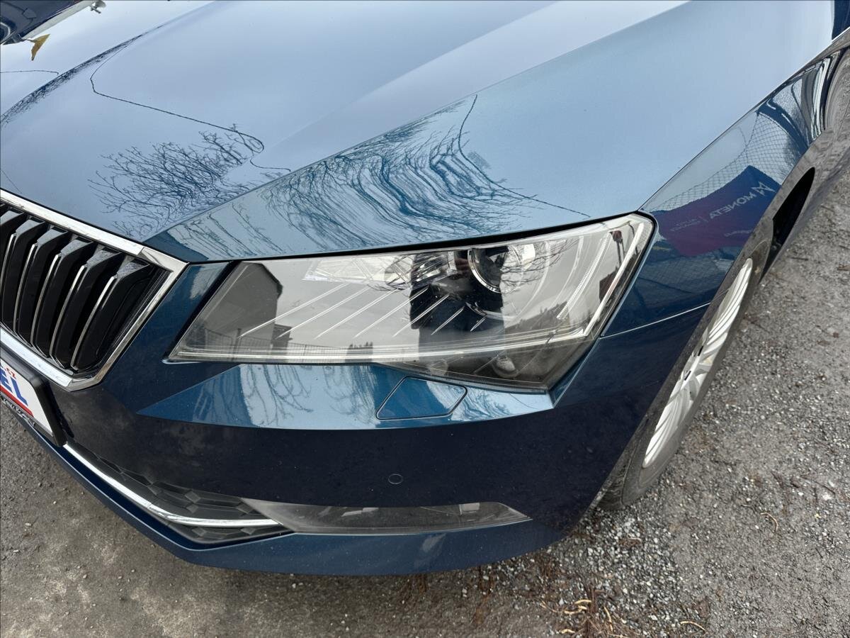 Škoda Superb Kombi 2,0 l 110 kw