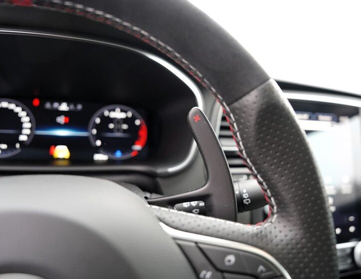 Renault Mégane Hatchback 1,8 l 221 kw