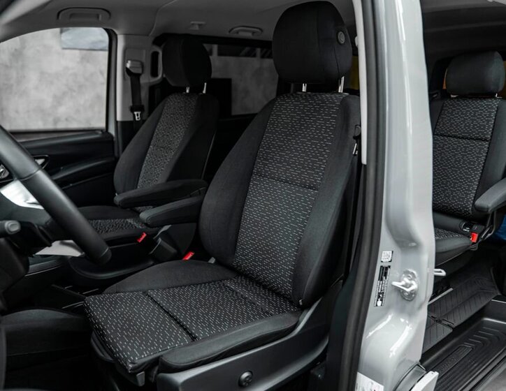 Mercedes-Benz Vito VAN / Minibus 2,0 l 174 kw