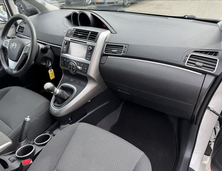 Toyota Verso MPV 2,0 l 91 kw