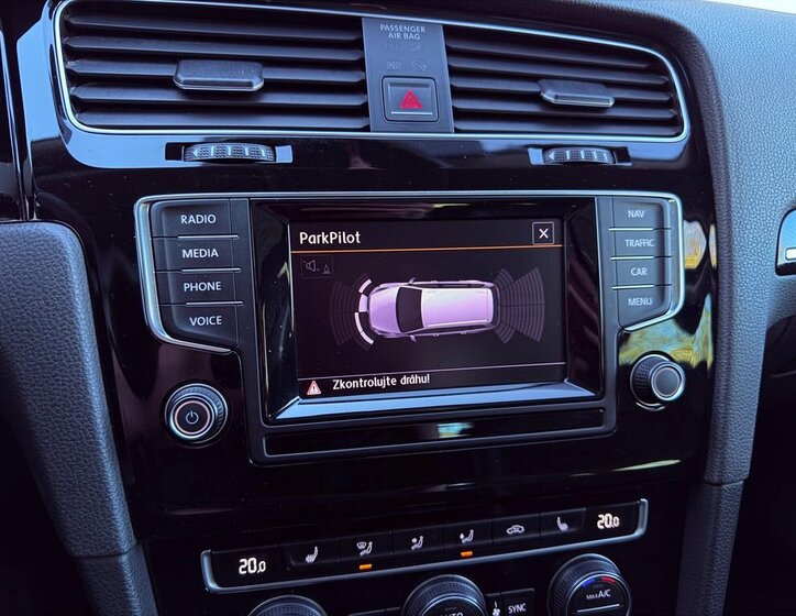 Volkswagen Golf Kombi 2,0 l 110 kw