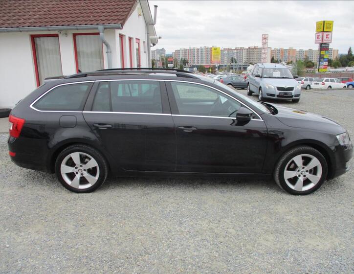 Škoda Octavia 4