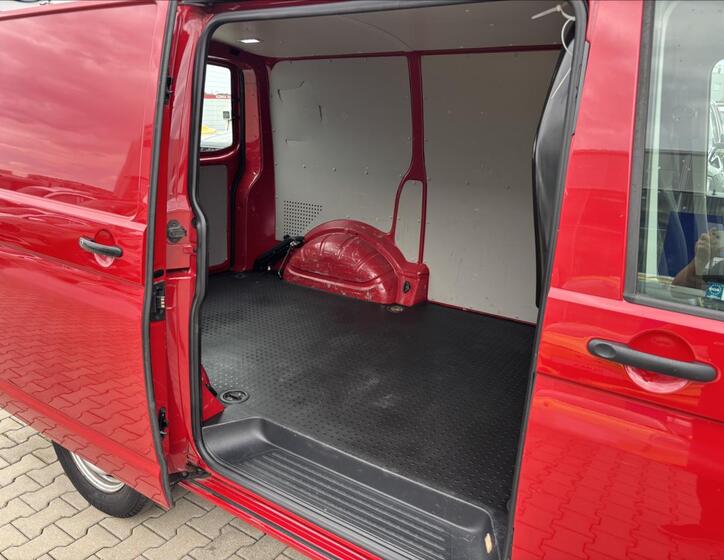 Volkswagen Transporter 12