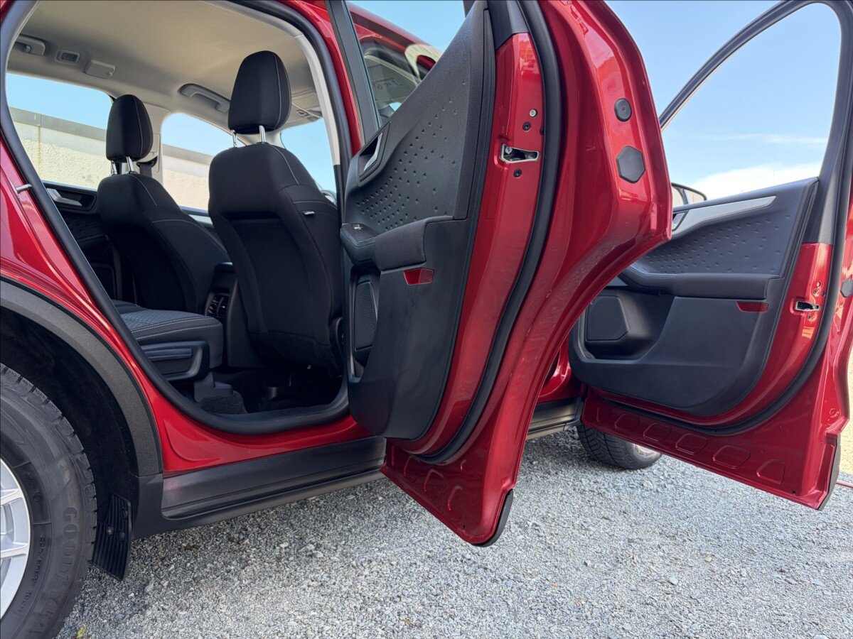 Ford Kuga Kombi 2,0 l 140 kw