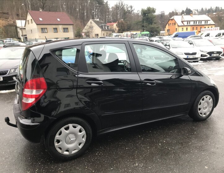 Mercedes-Benz Třídy A Hatchback 1,5 l 70 kw